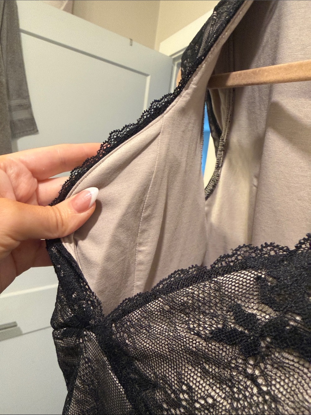 Abercrombie & Fitch Taupe Tank with Black Lace Trim - Picture 4 of 4